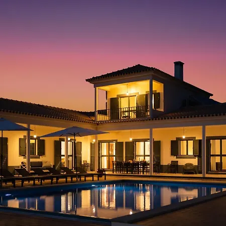 Grande 5 Bedrooms Monte Maria Pratas Private Spacious Setúbal