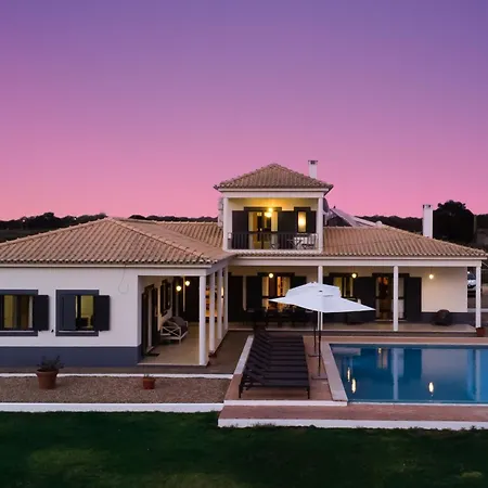 Villa Grande 5 Bedrooms Monte Maria Pratas Private Spacious *