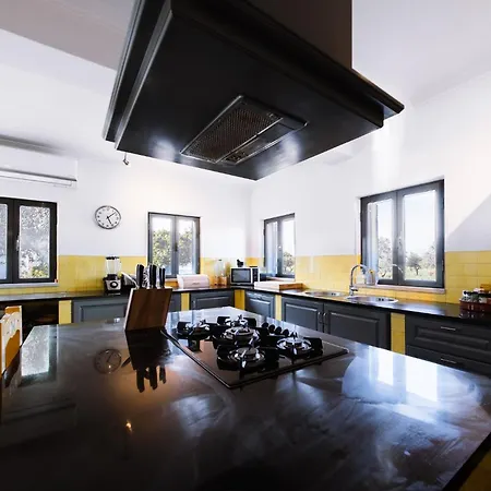 Grande 5 Bedrooms Monte Maria Pratas Private Spacious * 세투발