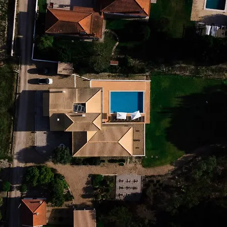 Cajados Grande Charming Sleeps 12 Private Pool Spacious Garden Villa *