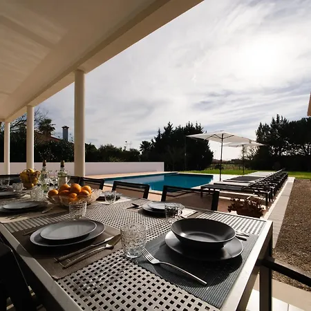 Cajados Grande Charming Sleeps 12 Private Pool Spacious Garden Villa