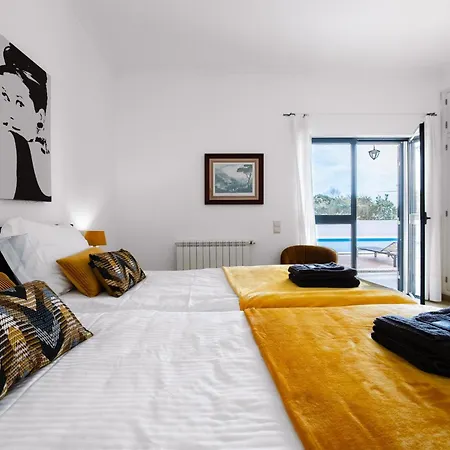 Cajados Grande Charming Sleeps 12 Private Pool Spacious Garden Villa *